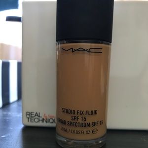 MAC Studio Fix foundation NC30